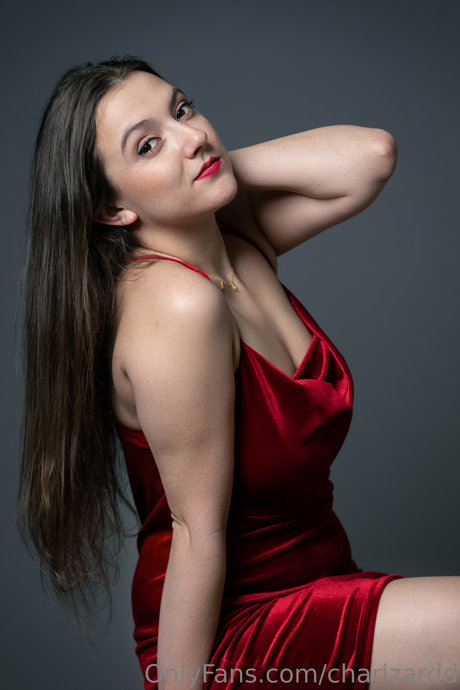 Charizard nudes actress photo