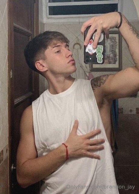 Brandon Jay star hd photo