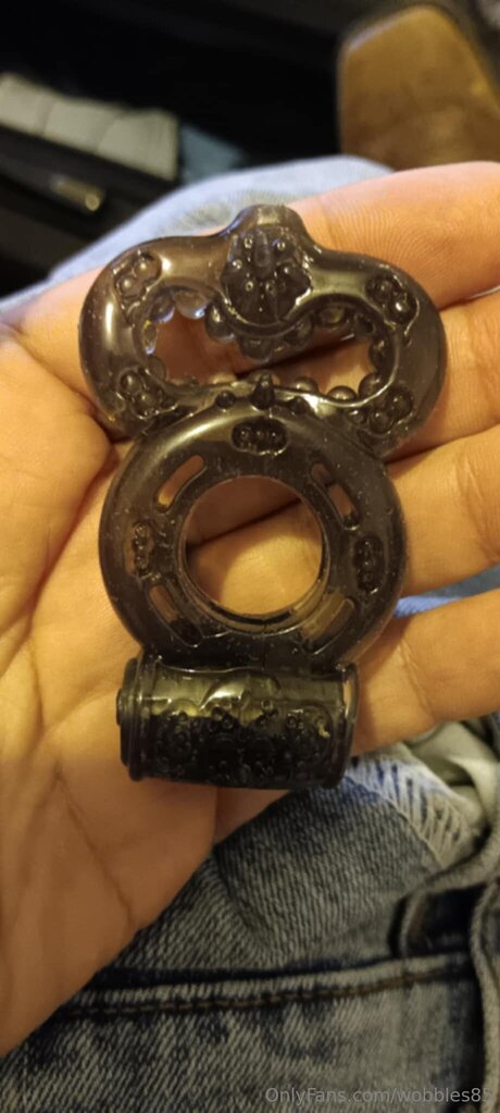 Wobbles85 model art picture