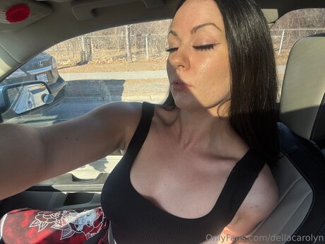Dellacarolyn xxx model photos