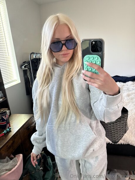 Alexgreyxxx nudes pornstar pictures