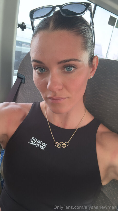 Alyshanewman star nice images