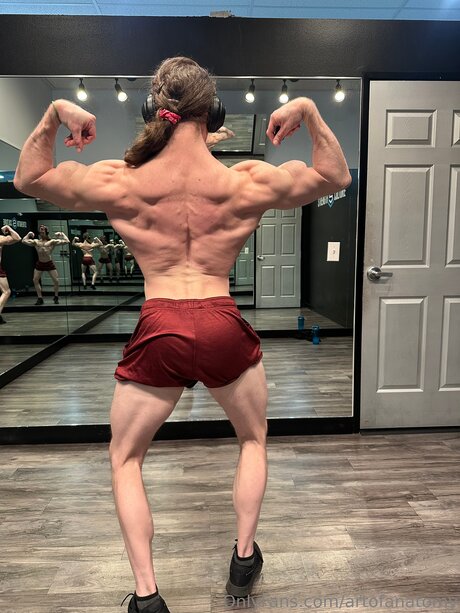 Artofanatomy exclusive model pic