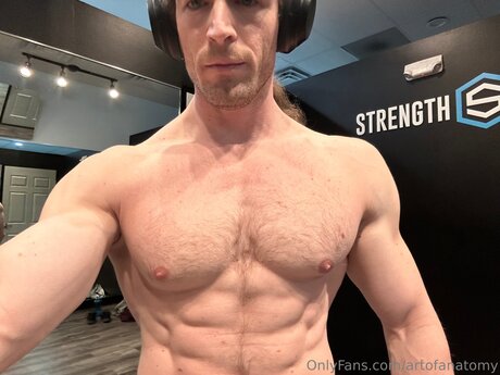 Artofanatomy star exclusive pics