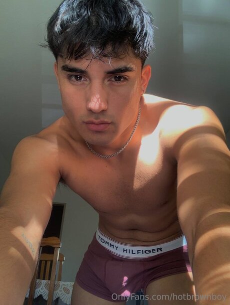 Hotbrownboy pornstar exclusive images