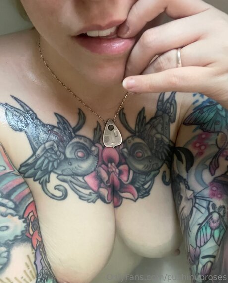 Pushinuproses nude model pics