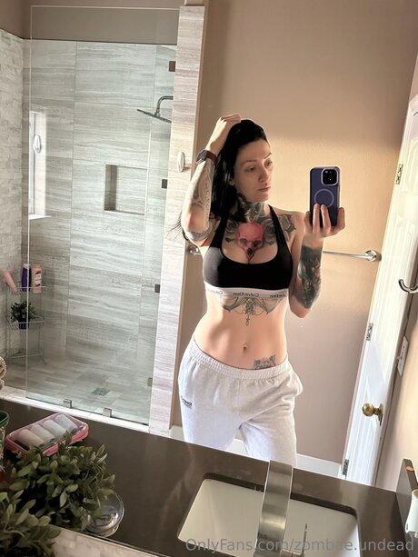 Zombae Undead pornstar exclusive archive