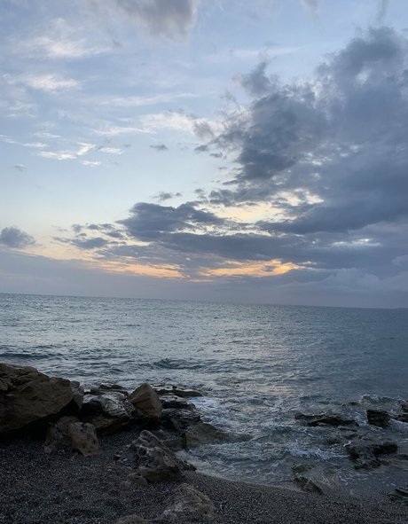 Dinulya sexy pornstar pics