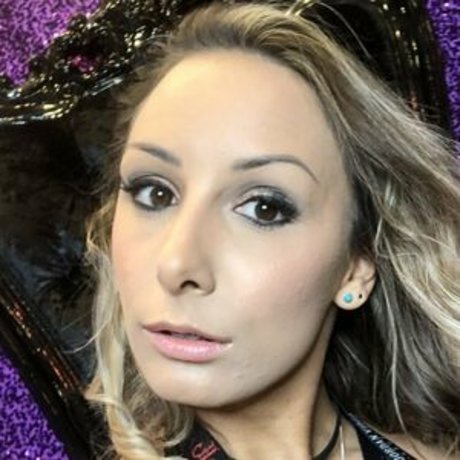 horny onlyfans hot picture