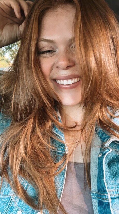 Naughtygingee pornographic model pics