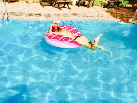 Valensoloella top model image