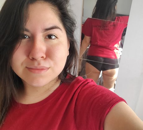 Yafterdark erotic pornstar photo