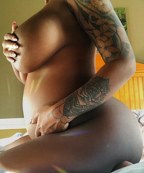 zolarmoon_ model hot pictures