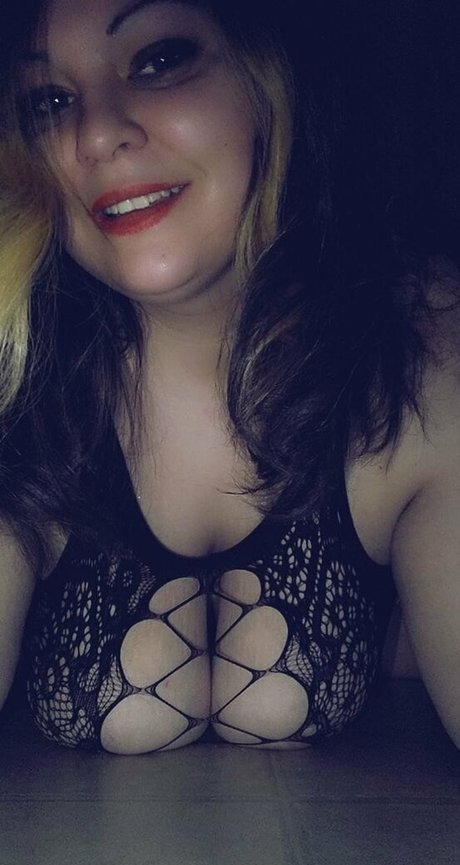 zombiecookies model pretty pic