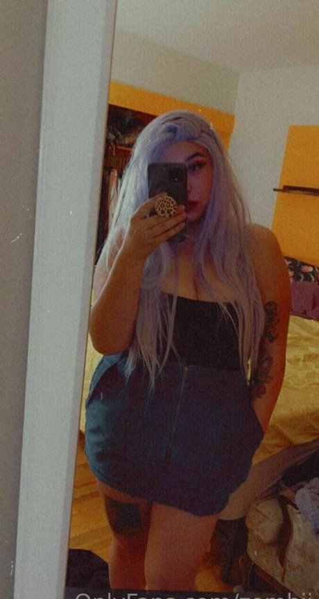 zombii pornstar pretty image