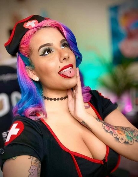 Zombiunicorn pretty model img