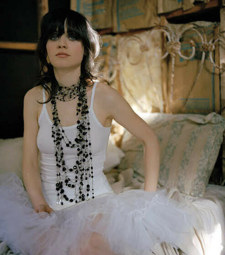 Zooey Deschanel star exclusive photos