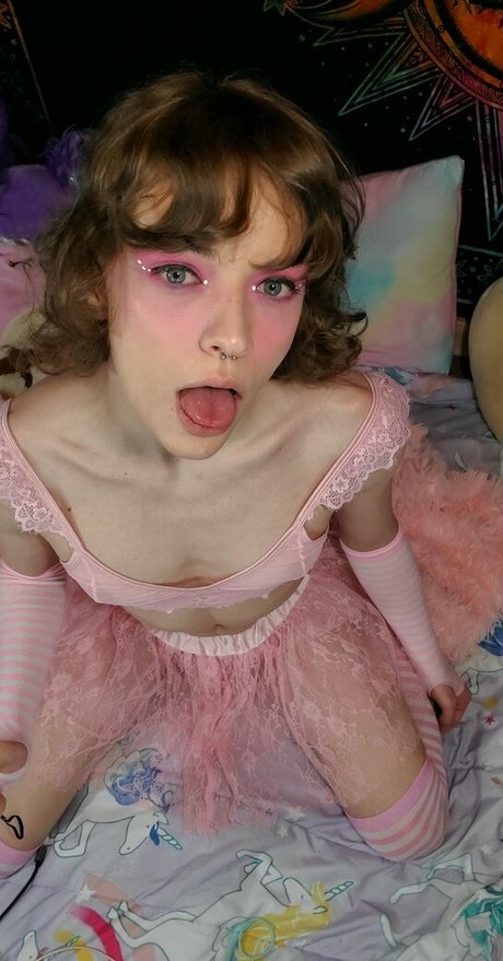 zoie white model exclusive pics