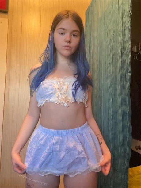 Babyriv2 hot star img