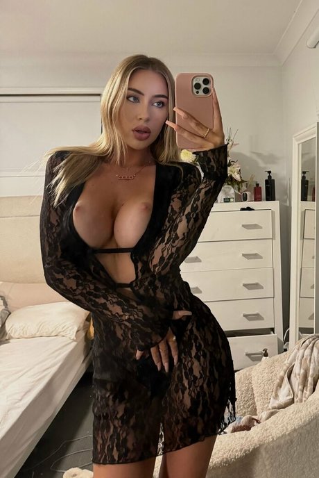 Emwebbily pornstar beautiful pics