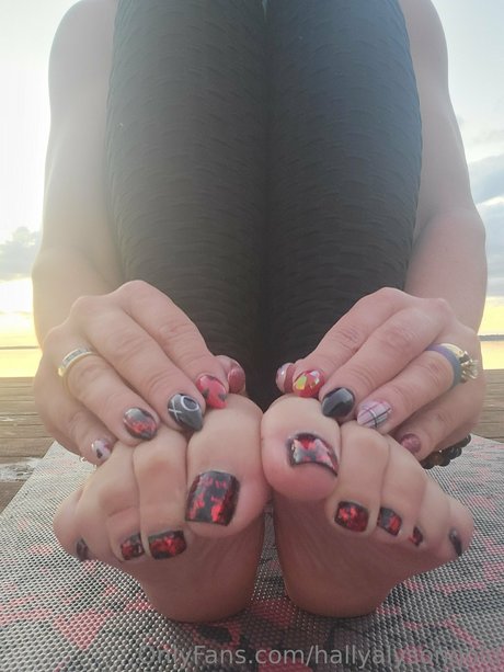 Hally Alyson nice pornstar photo