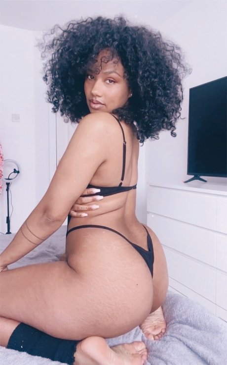 Imelda Ohh adult star pics