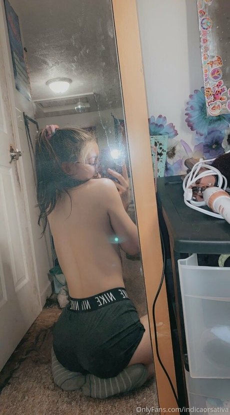 Indicaorsativa perfect pornstar photos