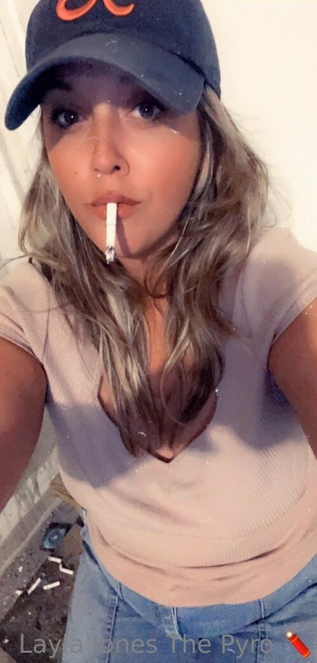 Layla Jones nude model image