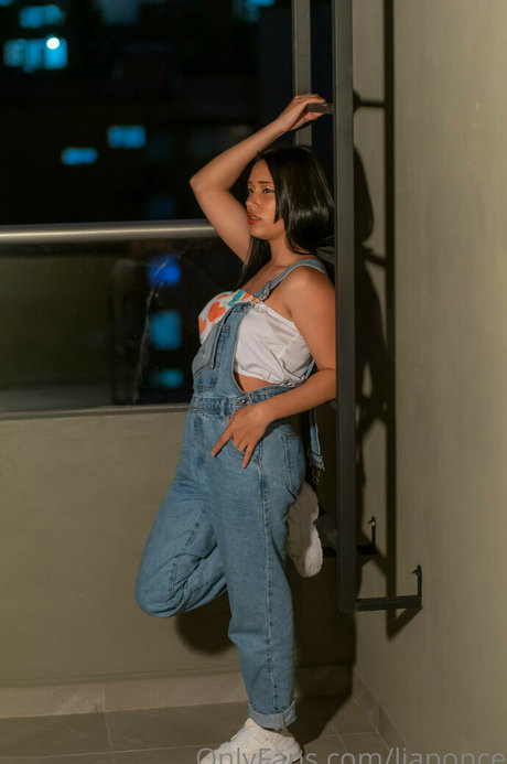 Lia Ponce nice star photo