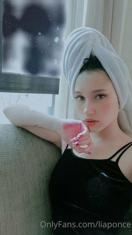 Lia Ponce art pornstar photo