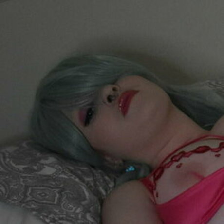 Lulunalax pornographic model pictures