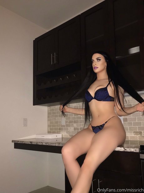 Missrich sex model picture