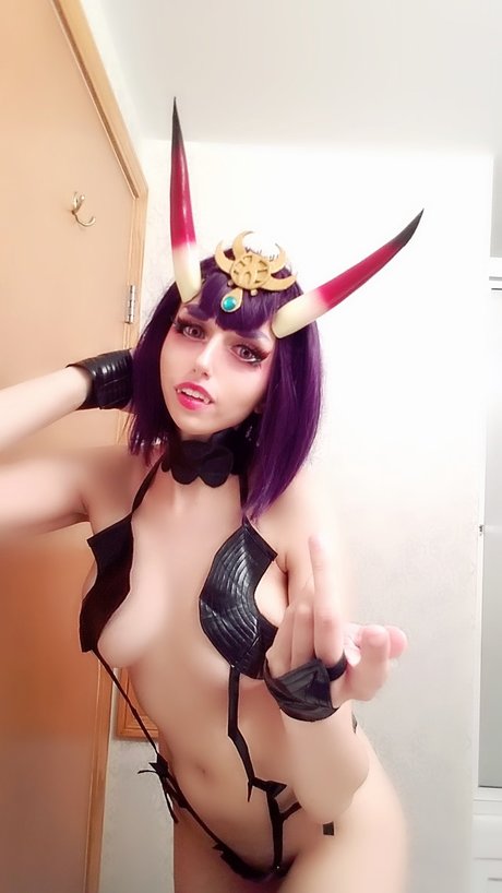 Onicure pornographic star picture