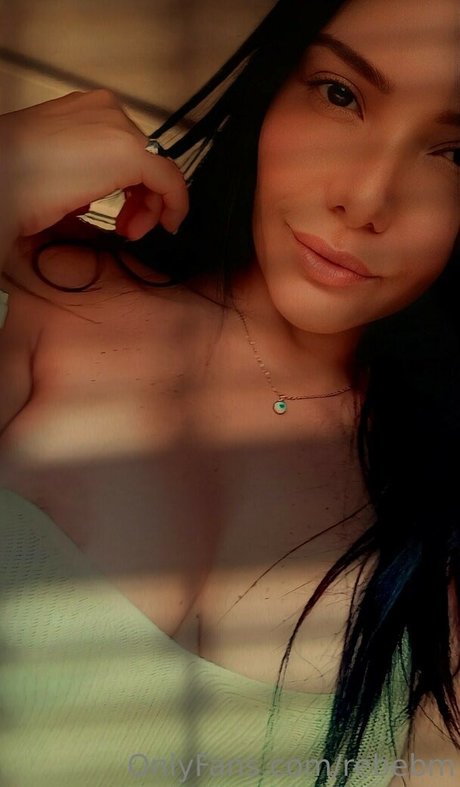 Rebeca Burgos hot pornstar image