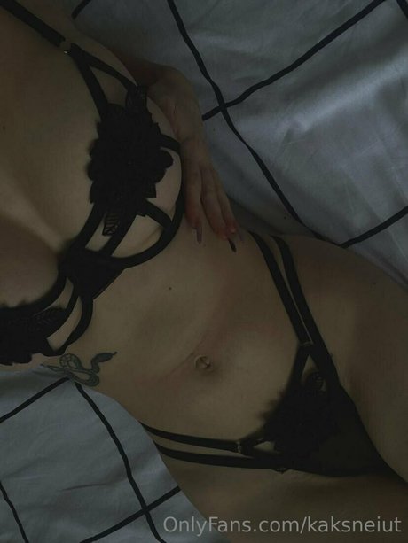 Sanna best model pictures