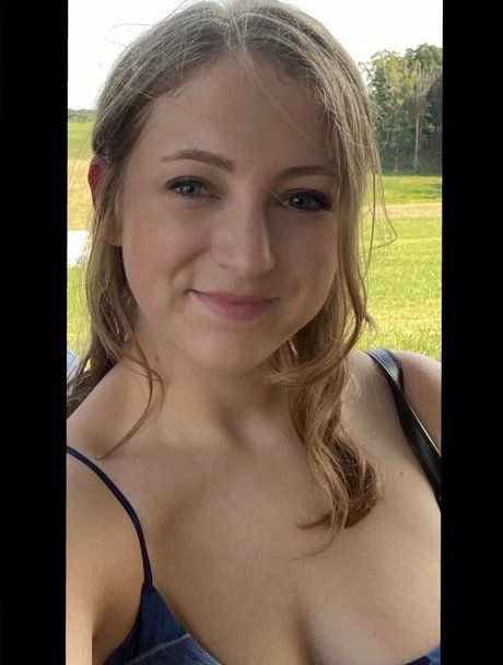 Yoursifyouwantme best model pic