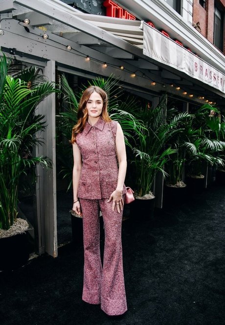 breast milk onlyfans hot sexy image