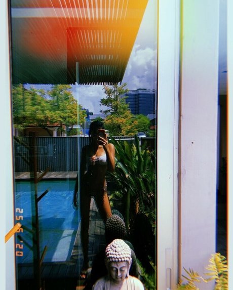 zoey cks model art pic