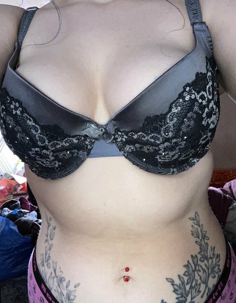 zombieciz nude actress galleries