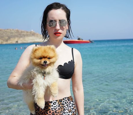 Zoe Lister Jones pornstar pretty photo