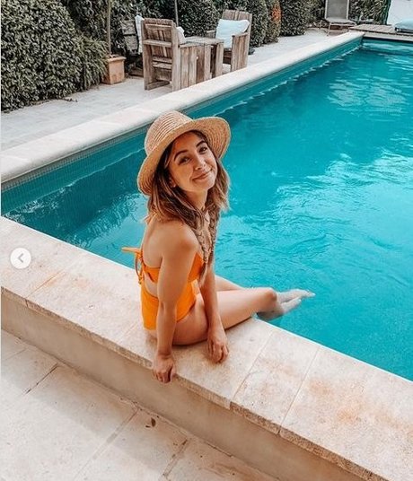 Zoe Sugg star top pics