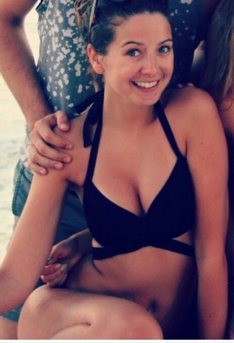 Zoe Sugg pornstar adult picture