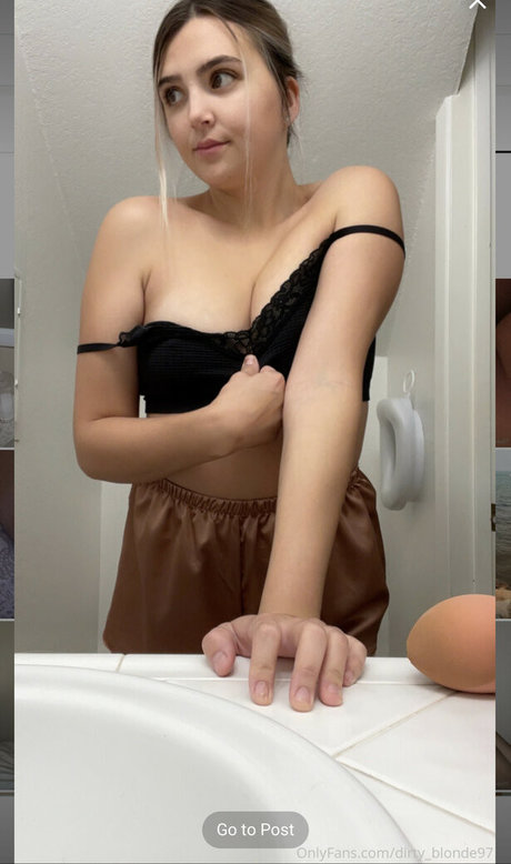 Zoe Nicole pornstar perfect pic