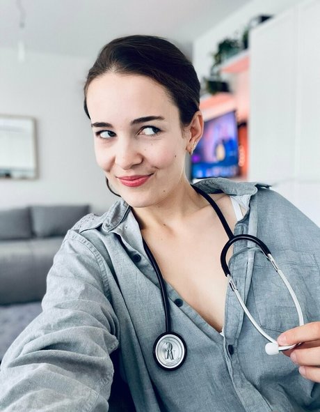 zoenafree best star image