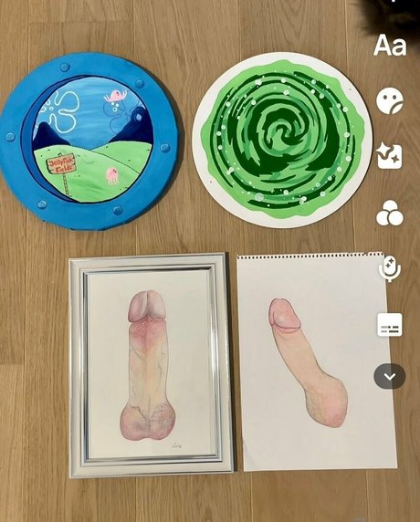 zoenafree star sexy pictures