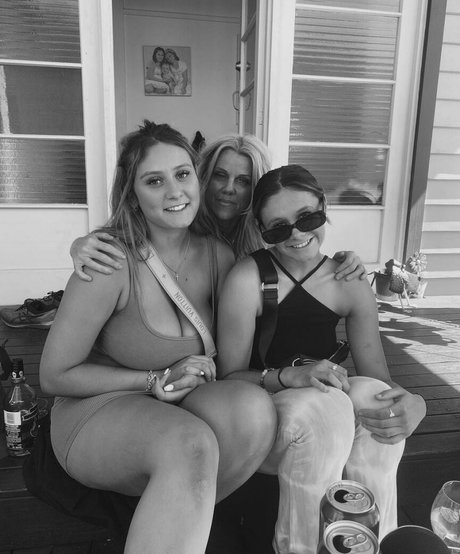 Zoe H nudes actress pics