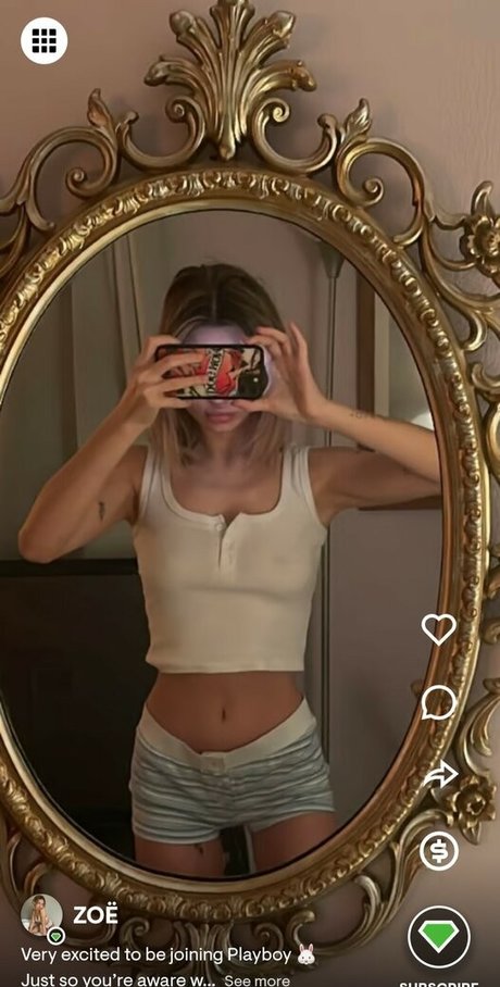 Zoe Christina xxx model pics