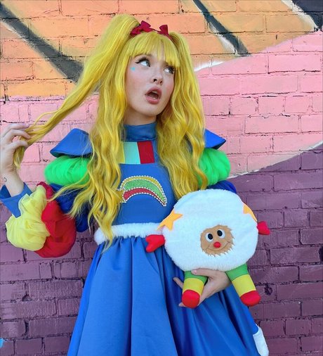 Zoe Colletti star free images