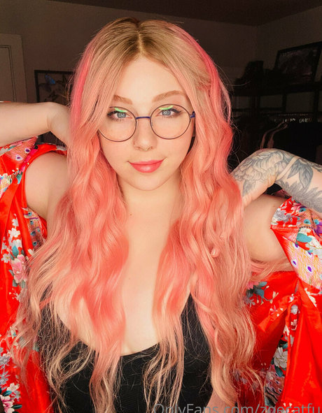 ZoeCatfu free actress galleries