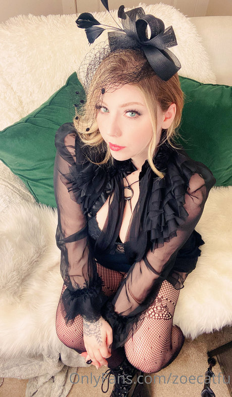 ZoeCatfu top actress picture